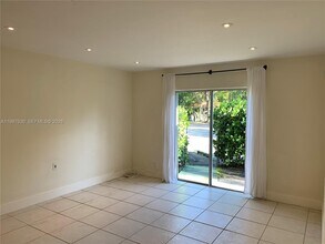 1200 Mariposa Ave in Coral Gables, FL - Building Photo - Building Photo