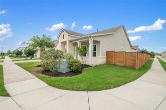 8600 Chrysler Bend in Austin, TX - Building Photo - Building Photo