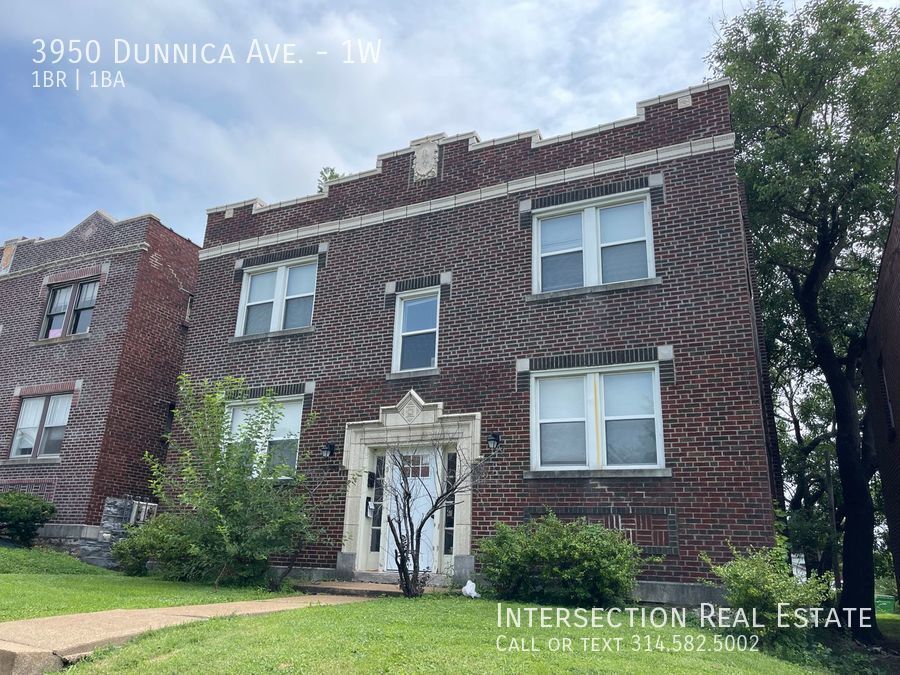 3950 Dunnica Ave-Unit -1W in St. Louis, MO - Building Photo