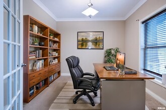 2708 W Sesame St in Dunlap, IL - Building Photo - Building Photo