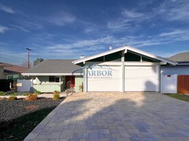 1967 W 236th St in Torrance, CA - Building Photo