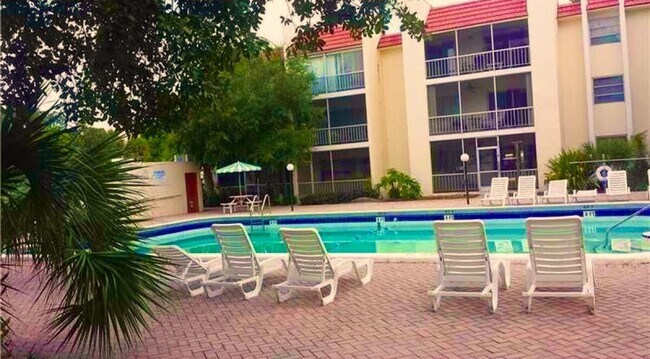 630 NW 13th St in Boca Raton, FL - Building Photo - Building Photo