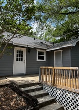 203 La Bonne Dr in Saraland, AL - Building Photo - Building Photo