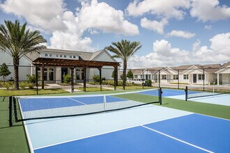 Abrazo at Four Corners in Kissimmee, FL - Building Photo - Building Photo