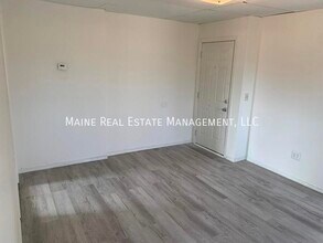 8 Commercial St-Unit -3 in Winterport, ME - Building Photo - Building Photo