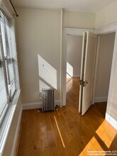 240 Kelton St, Unit 7 in Boston, MA - Building Photo - Building Photo