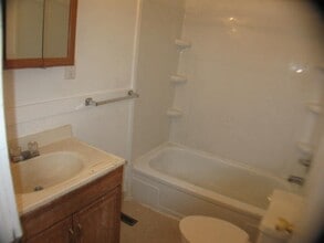 1106 Bohmen Ave in Pueblo, CO - Building Photo - Building Photo