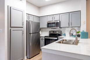 Villages of Lake Jackson in Lake Jackson, TX - Building Photo