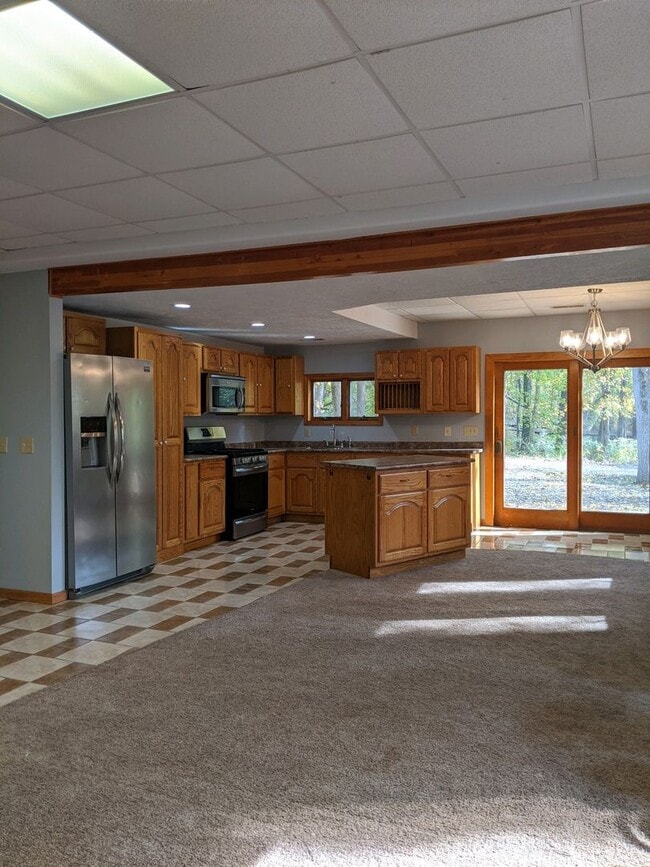 property at 1103 W Winona Ave