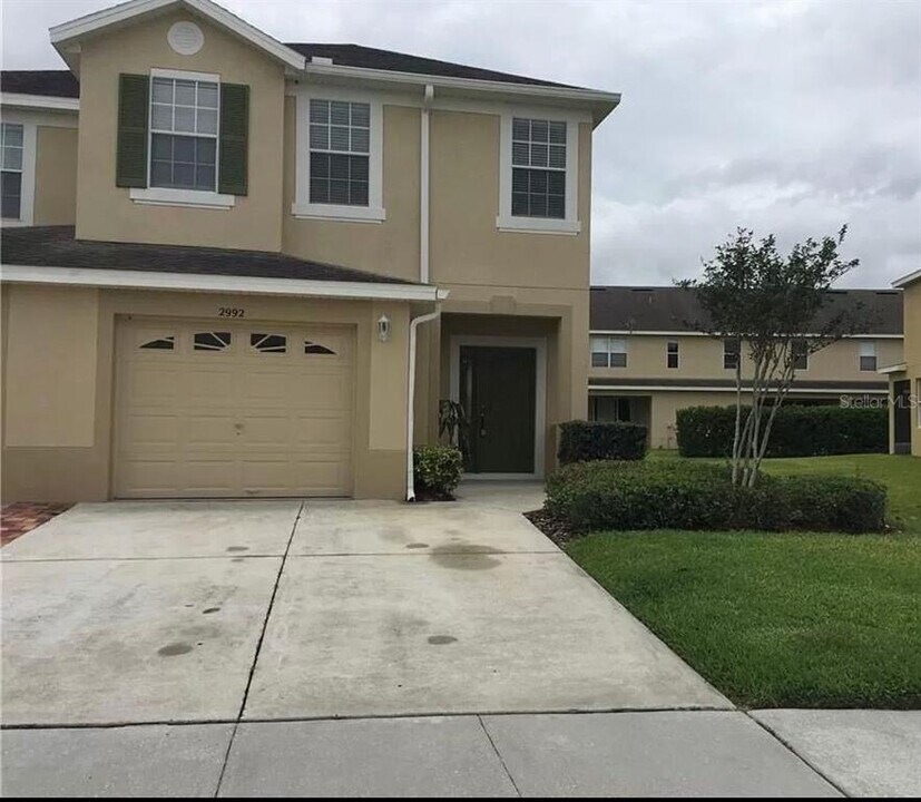 2992 Langdon Ln N in Kissimmee, FL - Building Photo