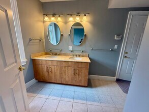 1607 Commonwealth Ave, Unit 6 in Boston, MA - Building Photo - Building Photo