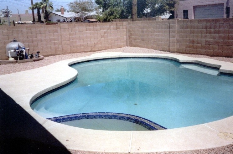 1330 W Elna Rae St in Tempe, AZ - Building Photo