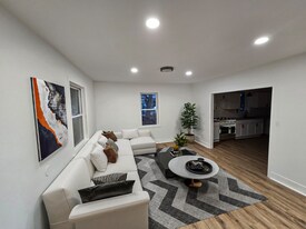 20543 Gudith Rd in Brownstown Township, MI - Building Photo