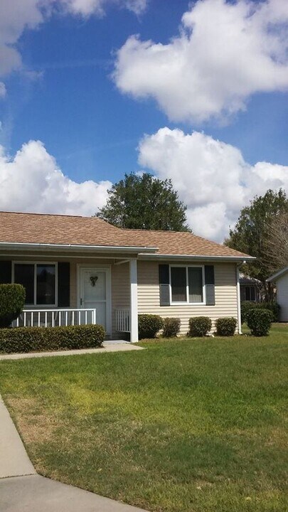 8433 SW 109th St in Ocala, FL - Building Photo