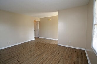 1041 Oriole Ln in Harrisonburg, VA - Building Photo - Building Photo