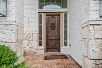 11 Black Spruce Court in Spring, TX - Building Photo - Building Photo