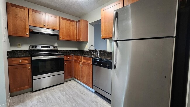51 Ocean View Dr in Boston, MA - Building Photo - Building Photo