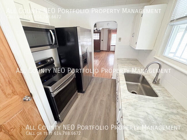 1463 E Whittier St in Columbus, OH - Building Photo - Building Photo