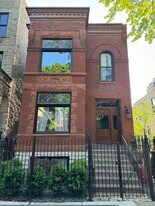 1114 N Hoyne Ave in Chicago, IL - Building Photo
