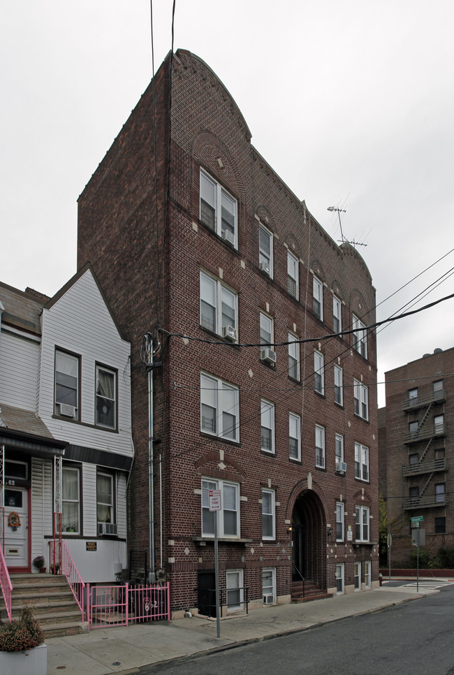 58 Van Reypen Street Apartments in Jersey City, NJ - Building Photo - Building Photo