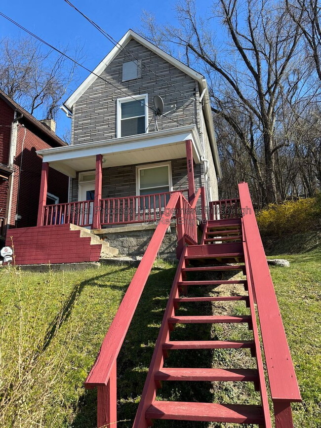 property at 208 Rolfe St