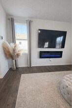 5559 Wintergreen Dr in Fairburn, GA - Foto de edificio - Building Photo