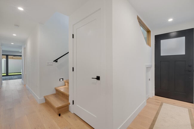 248 34th St in Hermosa Beach, CA - Building Photo - Building Photo