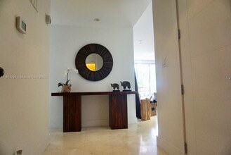 151 Crandon Blvd in Key Biscayne, FL - Building Photo - Building Photo