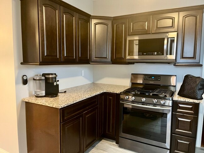 159 Shawmut St, Unit 160 Shawmut st Fall River