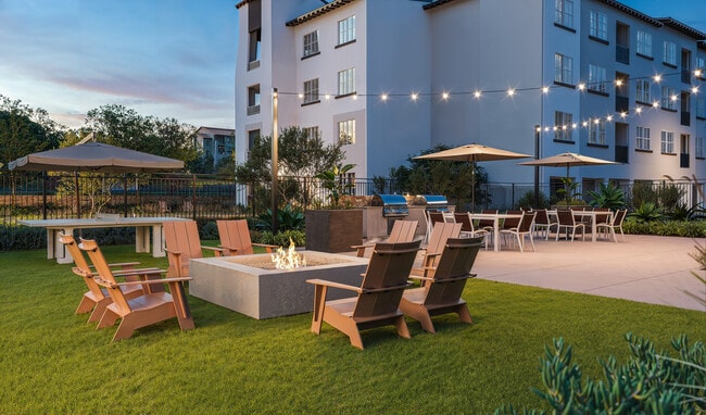 Montessa Heights in Murrieta, CA - Foto de edificio - Building Photo