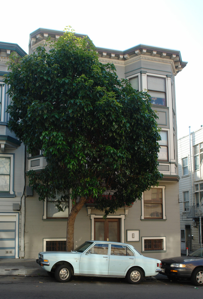 567-577 Union St in San Francisco, CA - Building Photo - Building Photo