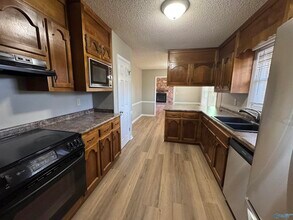 309 Glenwood Dr in Madison, AL - Building Photo - Building Photo