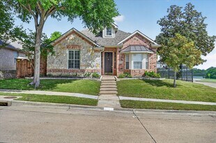3500 Christopher Ln in Richardson, TX - Building Photo