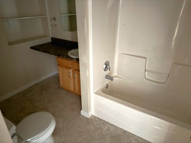 603 N Juniata St, Unit 1 in Hollidaysburg, PA - Building Photo - Building Photo