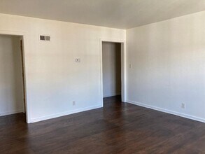 6517 7th Ave in Kenosha, WI - Building Photo - Building Photo