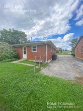 2063 Spring Station Dr in Lexington, KY - Building Photo - Building Photo