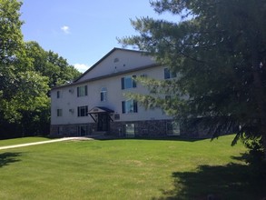 Edgewood Apartments in Cohasset, MN - Building Photo - Building Photo