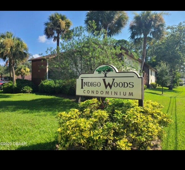 108 Lacosta Ln, Unit 623 in Daytona Beach, FL - Foto de edificio - Building Photo