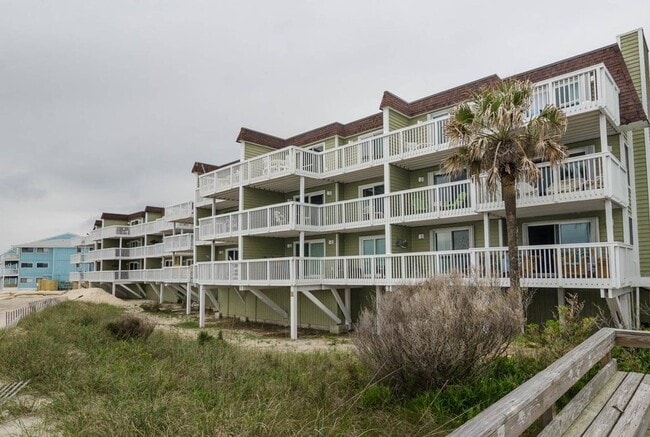 property at 2102 Surfrider Ct