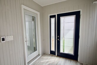 1007 N Madison St in Bloomington, IL - Building Photo - Building Photo