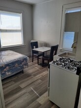 Vine Street Apartments in Bridgeport, CT - Building Photo - Building Photo