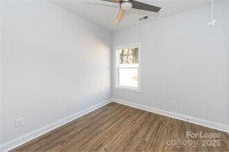 805 Rodey Ave in Charlotte, NC - Building Photo - Building Photo