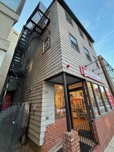 1110 Massachusetts Ave, Unit 2 in Cambridge, MA - Building Photo - Building Photo