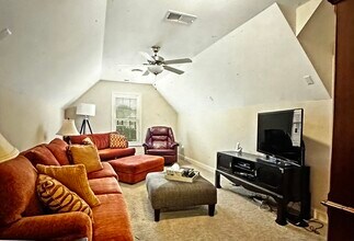 4028 Lemuel Farm Rd in Fayetteville, NC - Building Photo - Building Photo