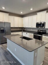 4137 Arbor Mill Cir in Orange Park, FL - Building Photo - Building Photo