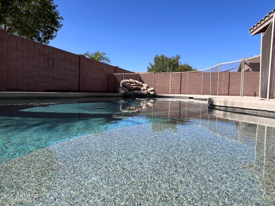 2610 S Moccasin Trail in Gilbert, AZ - Building Photo