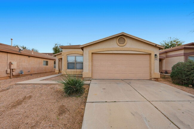 8123 S Sunny Horizon Pl