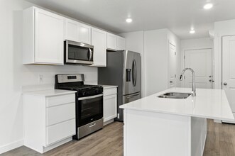 1605 S Windy Rdg Dr in Spanish Fork, UT - Building Photo - Building Photo