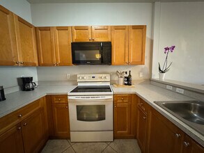 3400 Old Bainbridge Rd in Tallahassee, FL - Building Photo - Building Photo