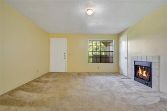345 Forestway Cir in Altamonte Springs, FL - Building Photo - Building Photo